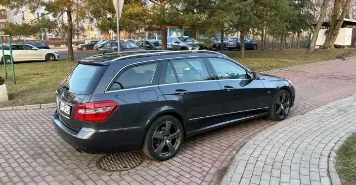 Mercedes-benz E Class 3.0 D. 4