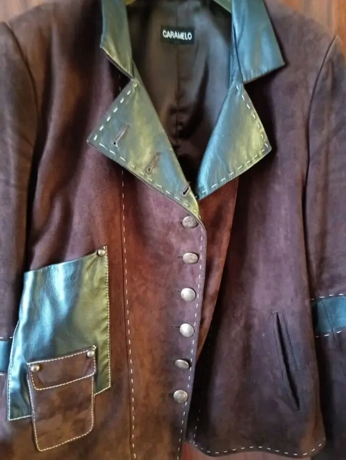 Очень стильный женский кожаный пиджак - 15 dvd в подарок. 3