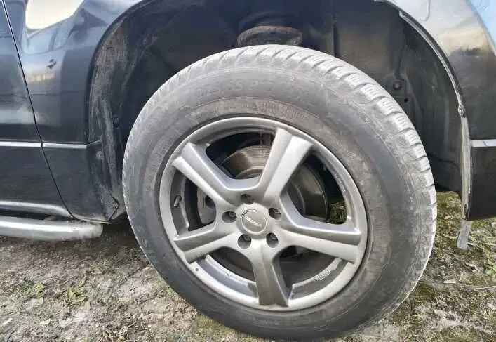 Suzuki Grand Vitara 1.9 Дизельна 6