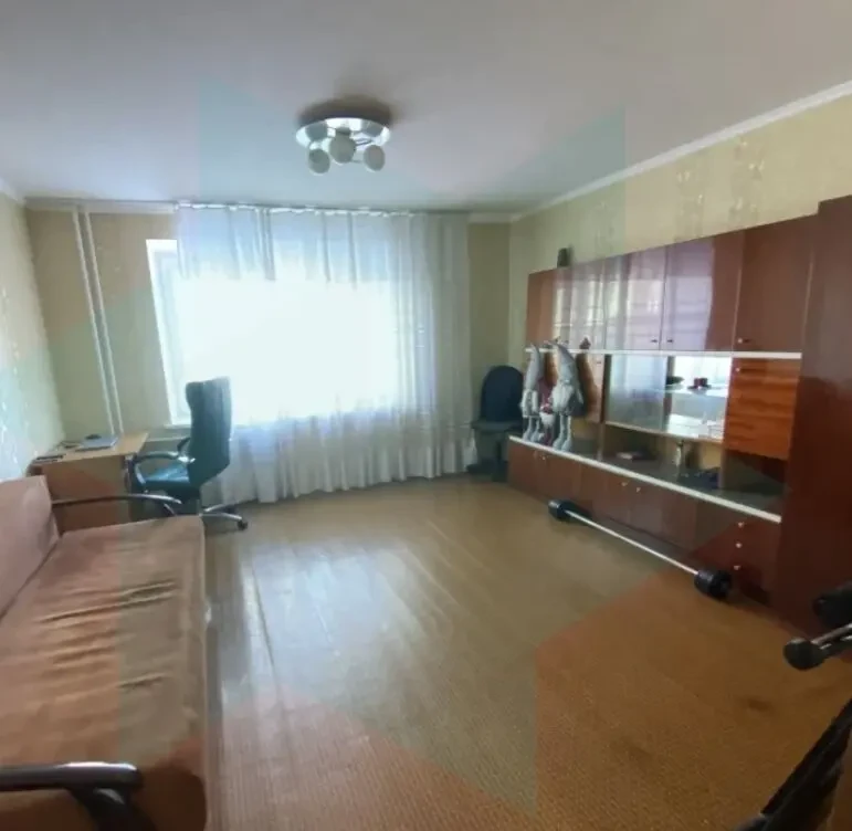 Продам 2 к кв на Красном Камне 3