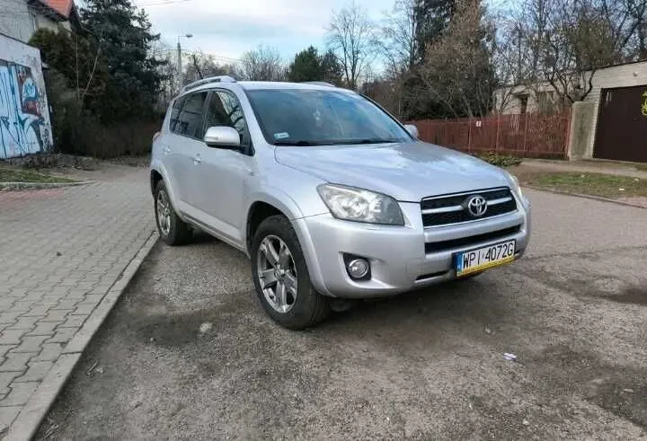 Toyota RAV4 2.2 дизель