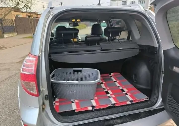 Toyota RAV4 2.2 дизель 6