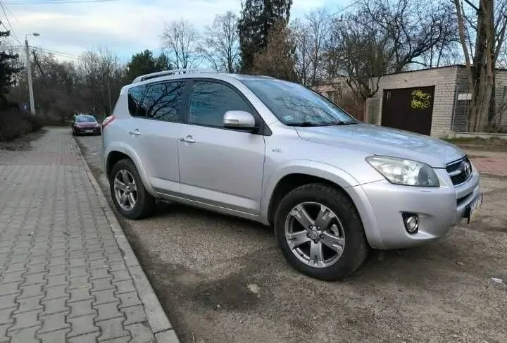 Toyota RAV4 2.2 дизель 2
