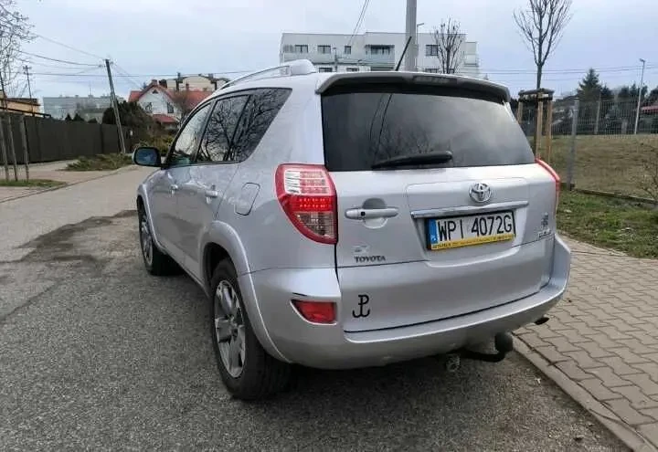 Toyota RAV4 2.2 дизель 5