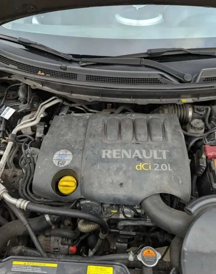 Renault Koleos 2.0 D. Кросовер 6