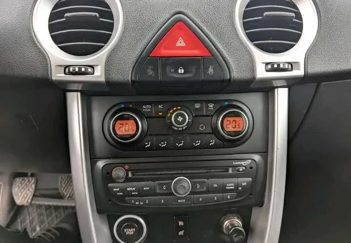 Renault Koleos 2.0 D. Кросовер 9