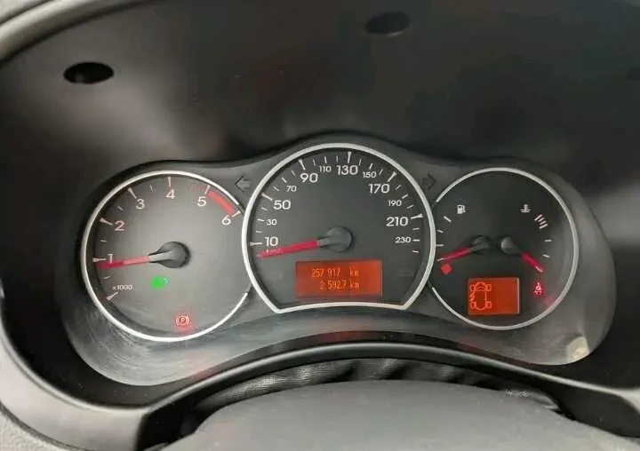 Renault Koleos 2.0 D. Кросовер 10