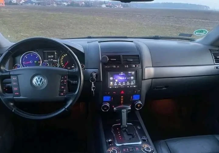 Volkswagen Touareg 3.0 TDI 8