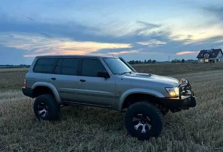 Nissan Patrol 5