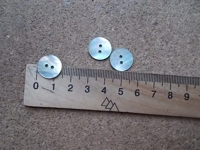 Пуговицы натуральный перламутр 3 штуки Диаметр 14 мм 3