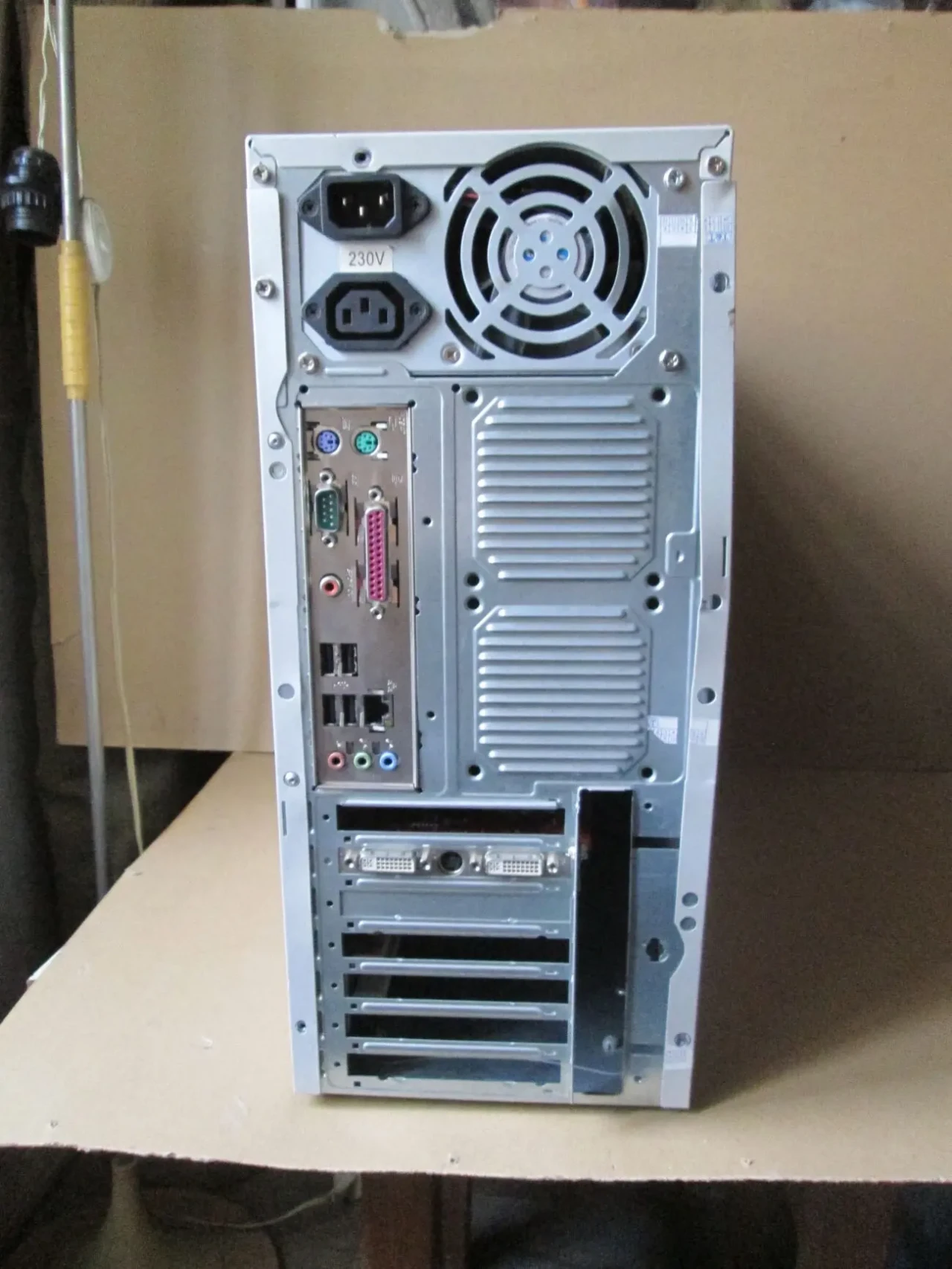 Систем блок Gigabyte GA-P41T-ES3G (Core 2 Duo E7500/2.9ГГц/RAM4Гб, 580 2