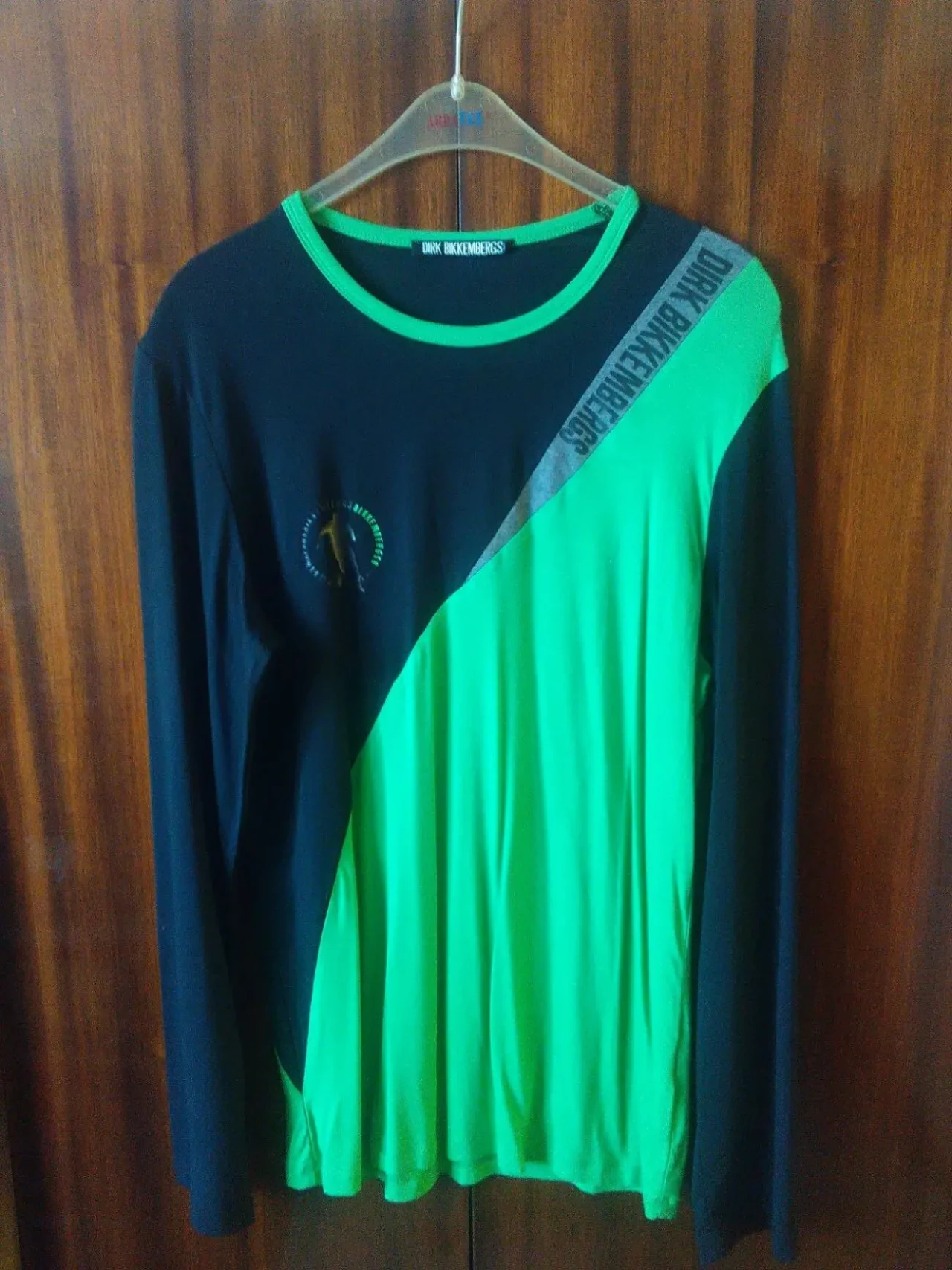 Обтягивающая кофта Bikkembergs.