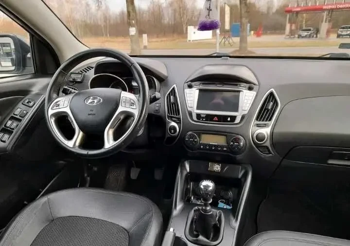 Hyundai Tucson 2.0 CRDI 10