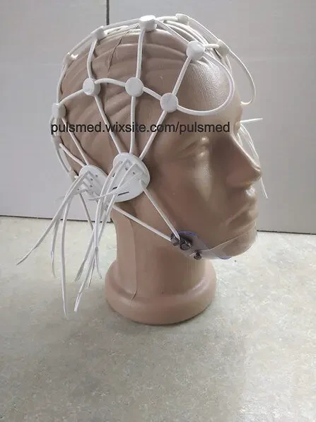 Шлем для ЭЭГ, Шолом до ЕЕГ