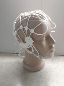 Шлем для ЭЭГ, Шолом до ЕЕГ