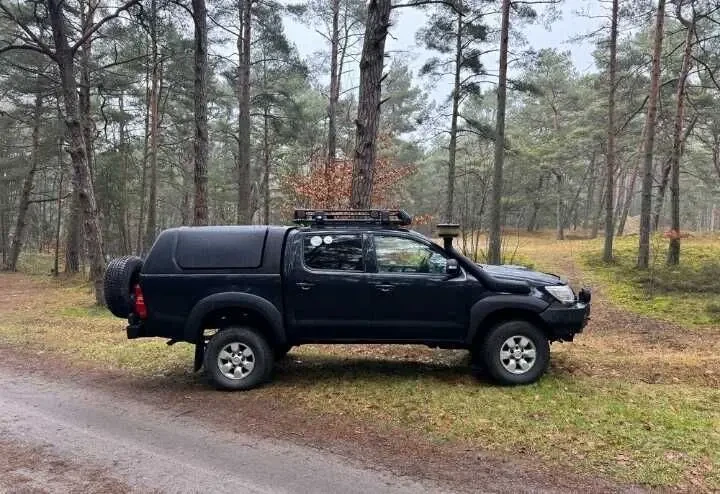 Toyota Hilux 2.5 d. 3