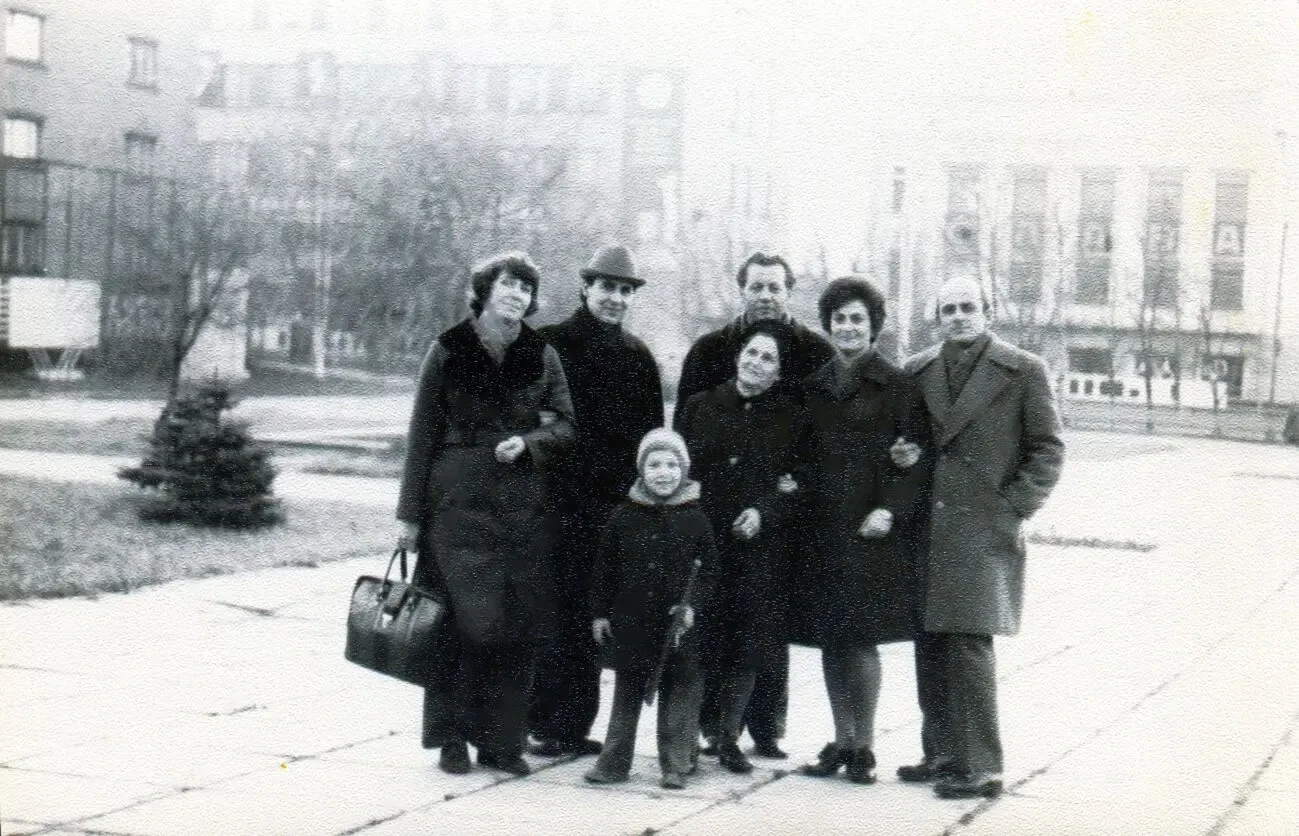 Оцифровка фотографий, слайдов, негативов. Фотограф. 4