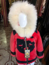 Шуба дитяча натуральна,овчина капюшон