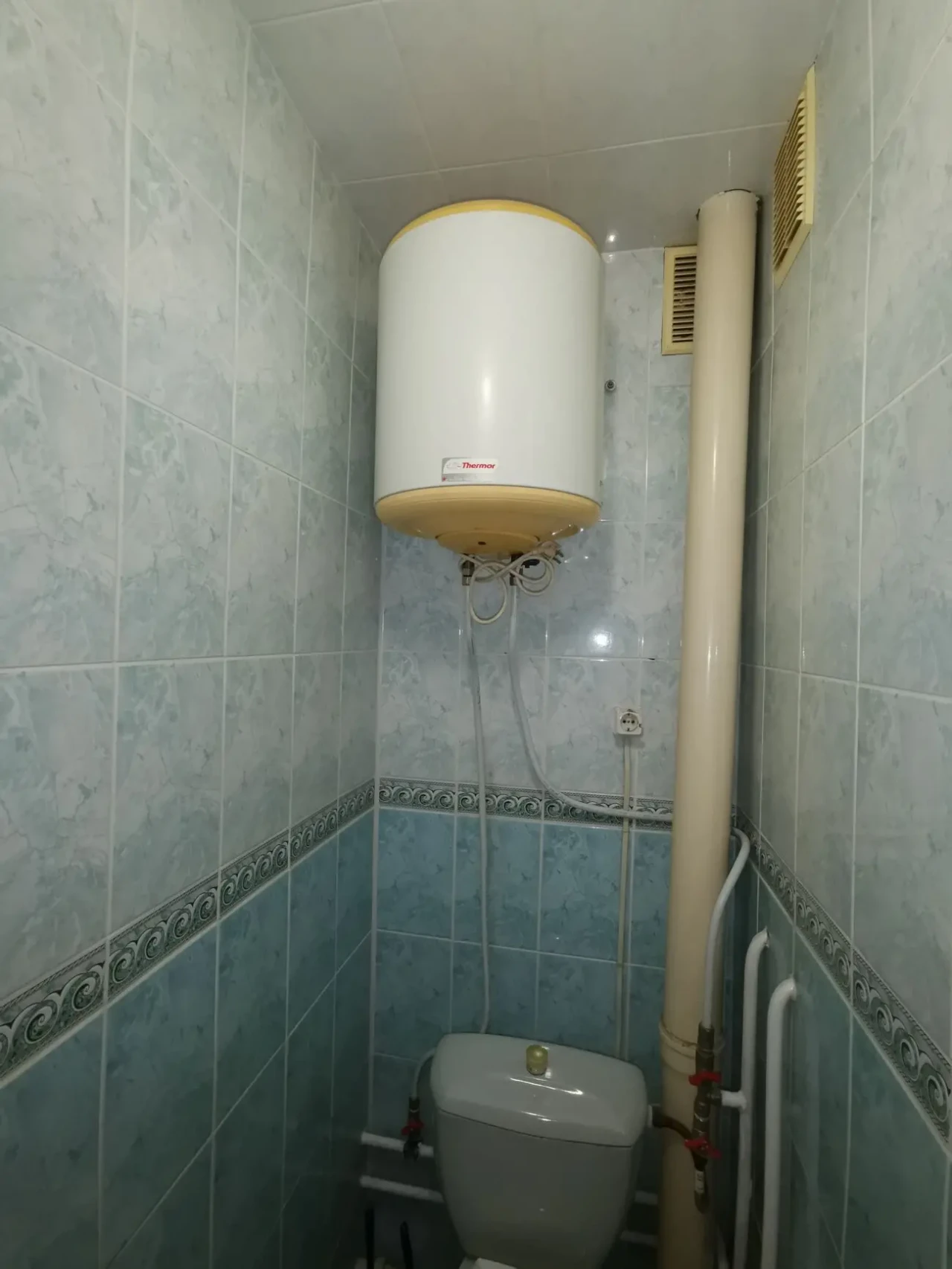 Продаєьбся 3х кімнатна квартира на Павліченко 3