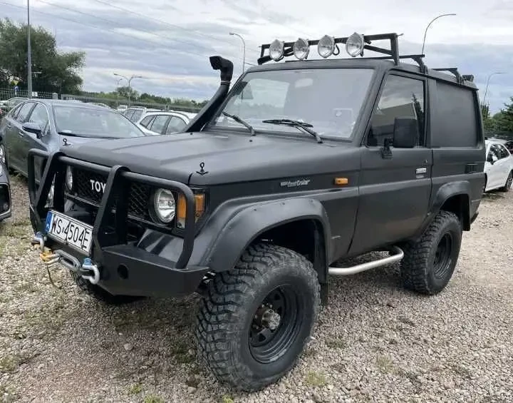 Toyota Land Cruiser