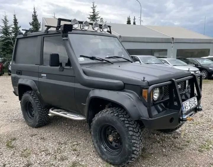 Toyota Land Cruiser 2