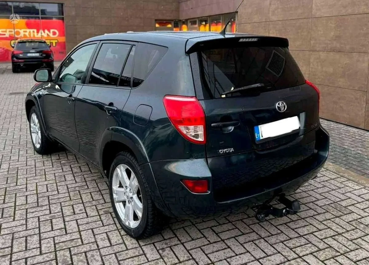 Toyota Rav4 2.2 Дизельне 3