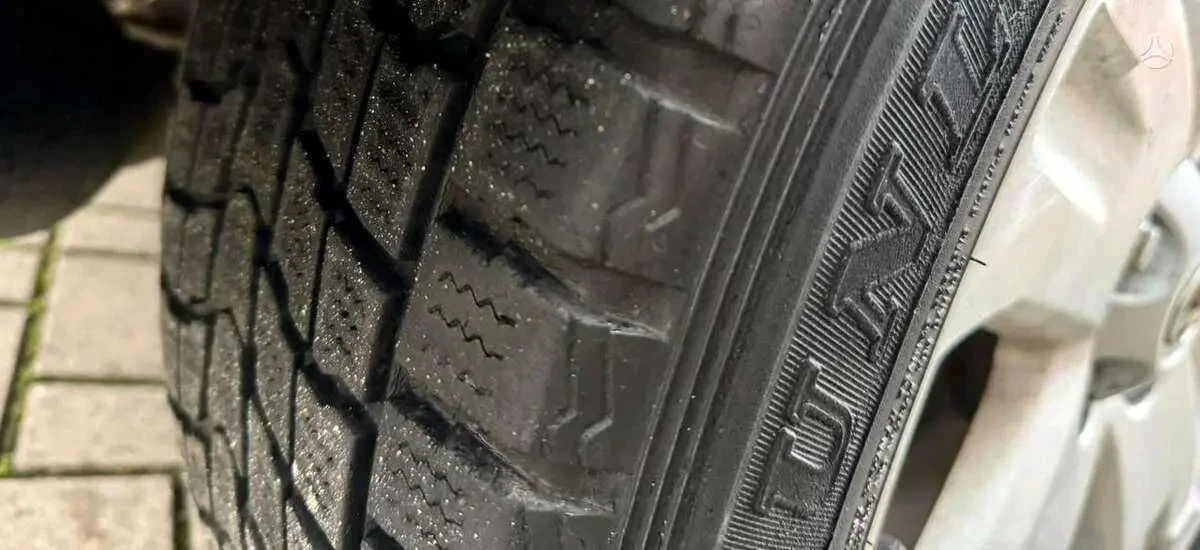 Toyota Rav4 2.2 Дизельне 4