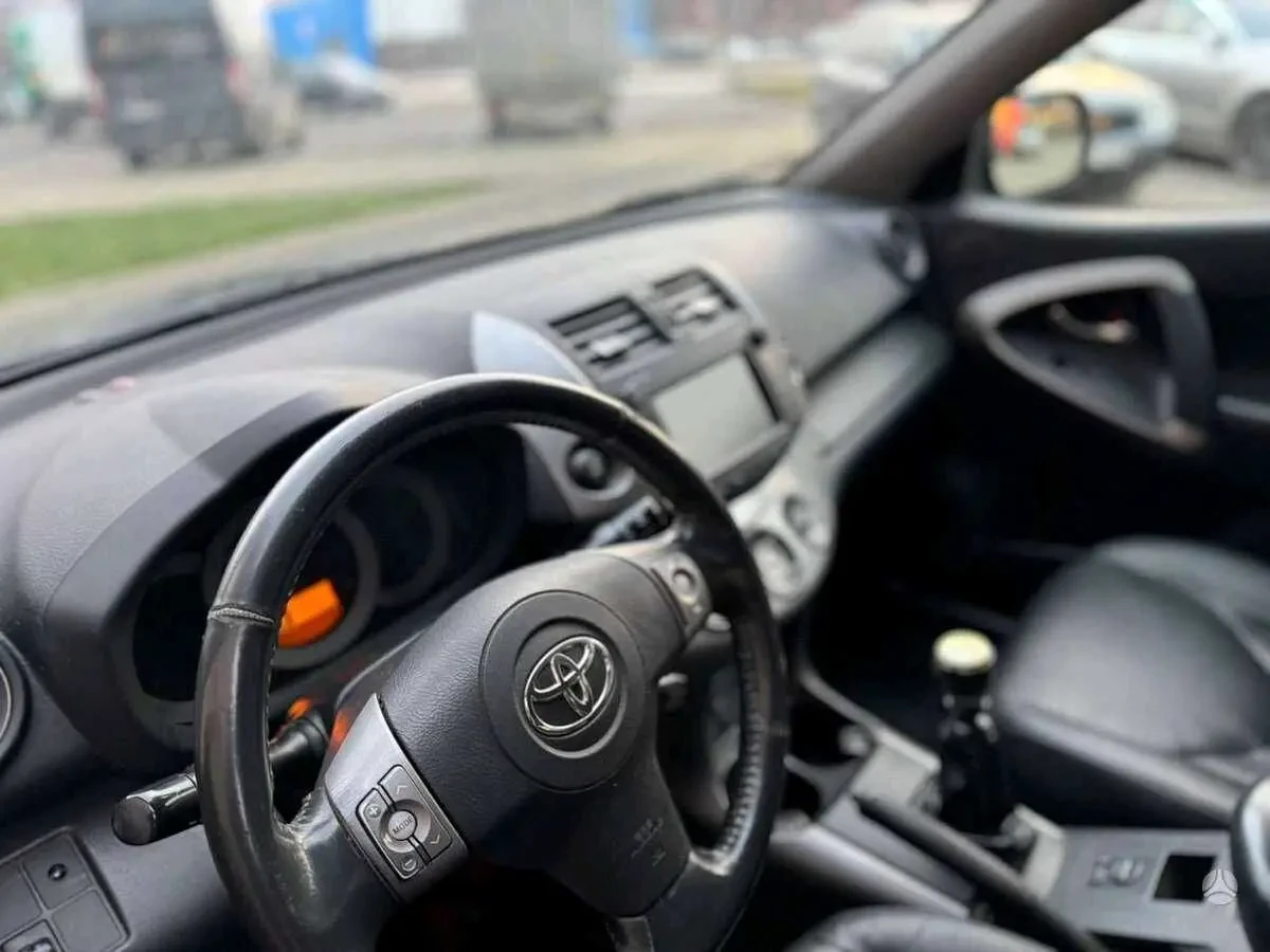 Toyota Rav4 2.2 Дизельне 8