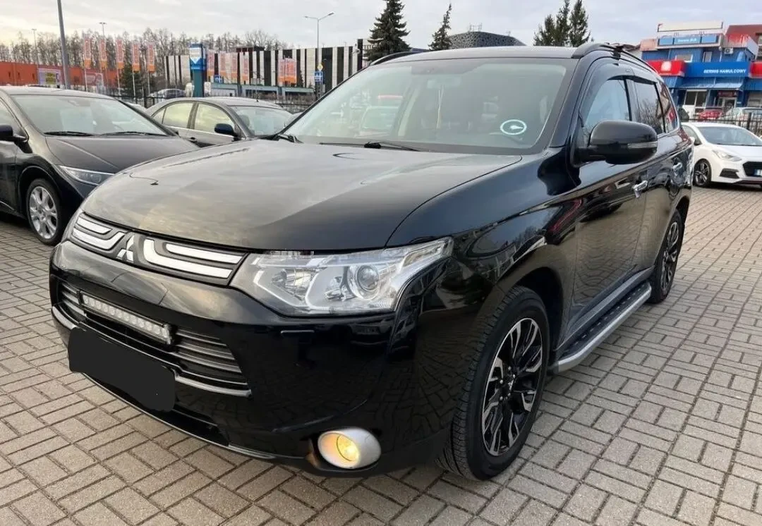 Mitsubishi Outlander 2.2 DI-D 2