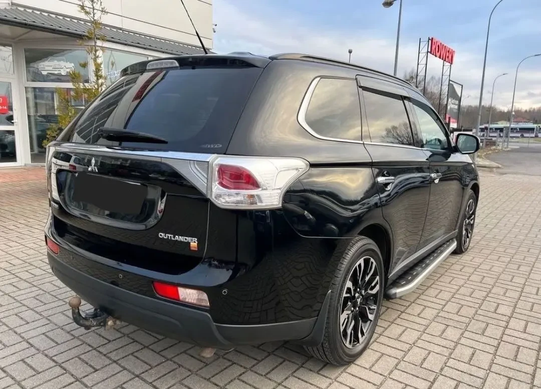 Mitsubishi Outlander 2.2 DI-D 3