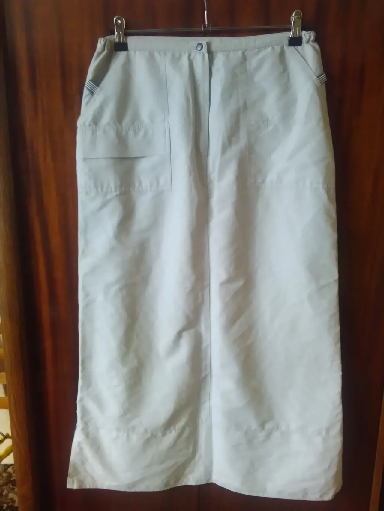 Спортивная длинная юбка.