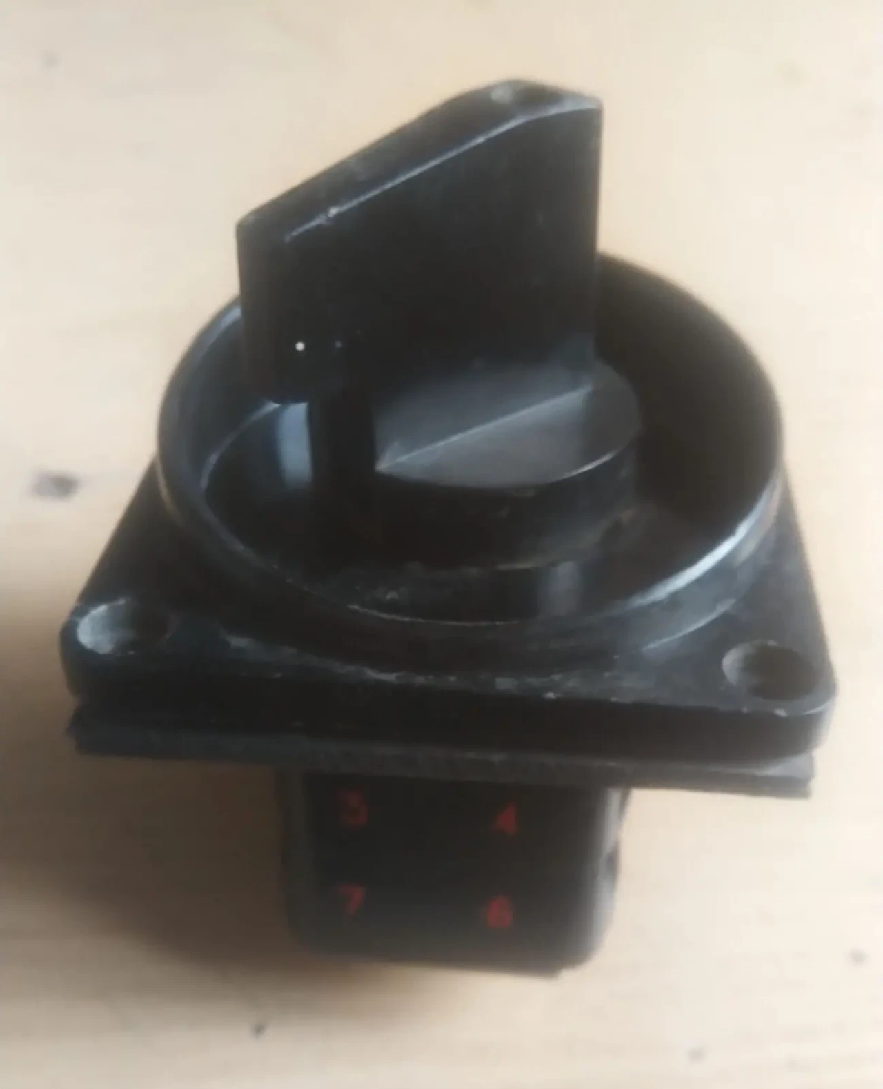 Перемикач кулачковий пакетний галетний, універсальні. 3