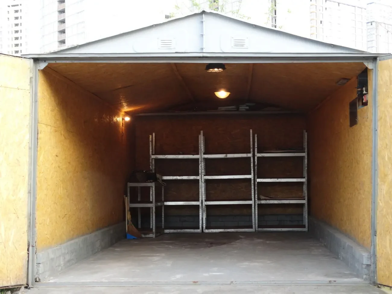 Продам гараж Київ Позняки Дарницький