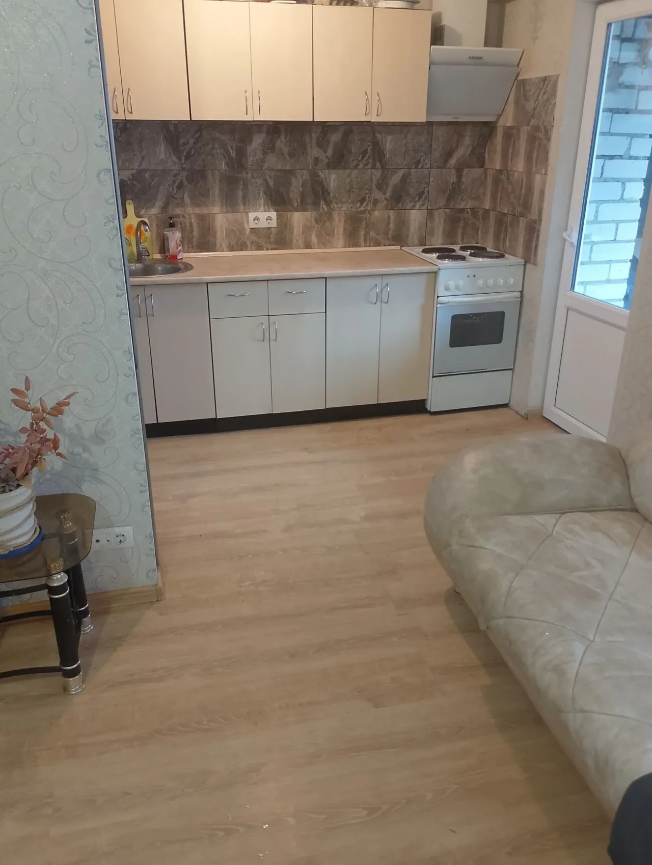 Однокімнатна квартира Олімпійська 8б