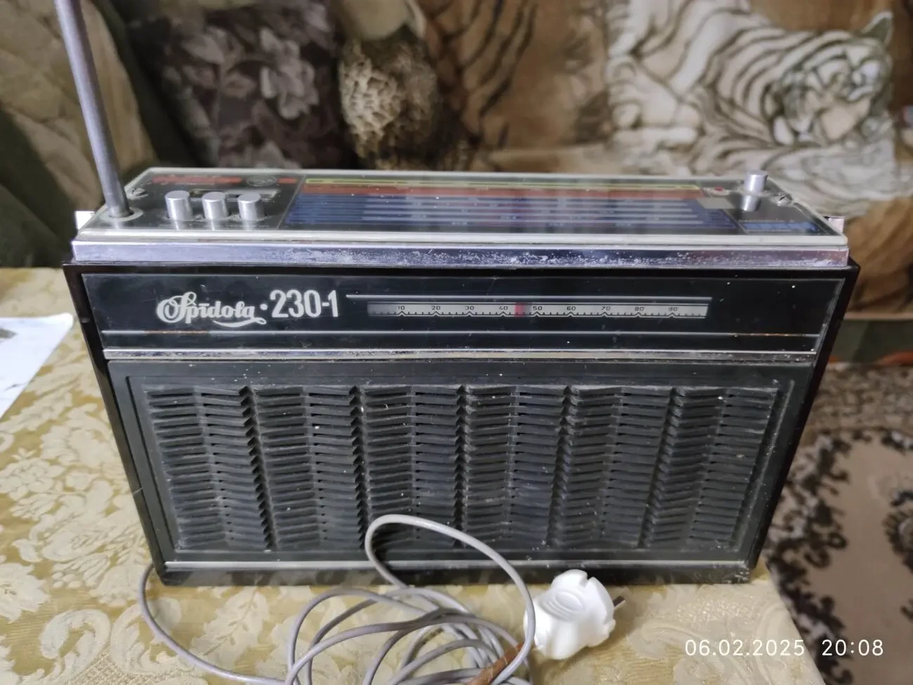 Радіоприймач Spidola 230-1(з вбудованим блоком живлення)