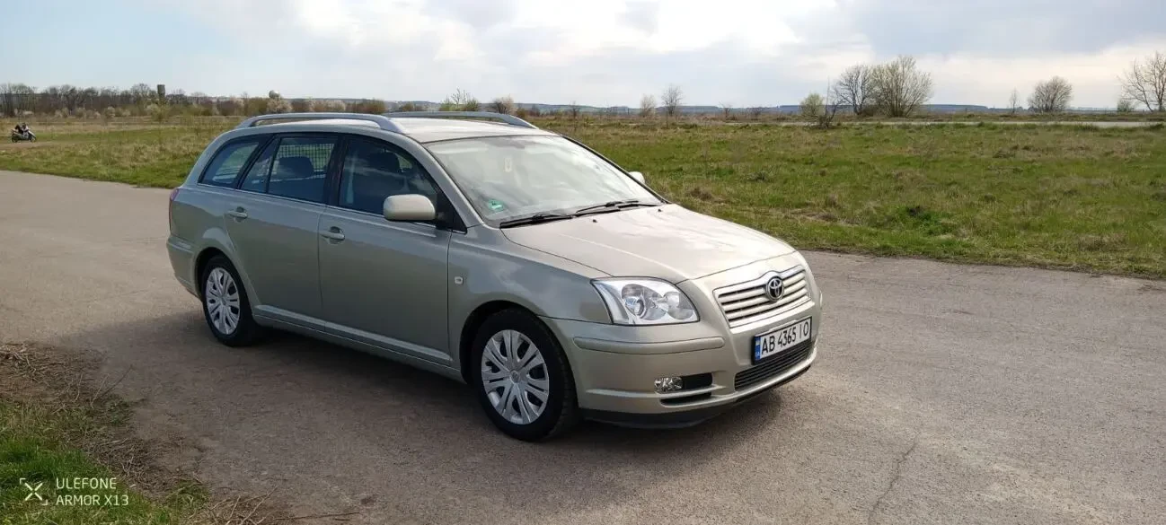 Тойота Авенсіс