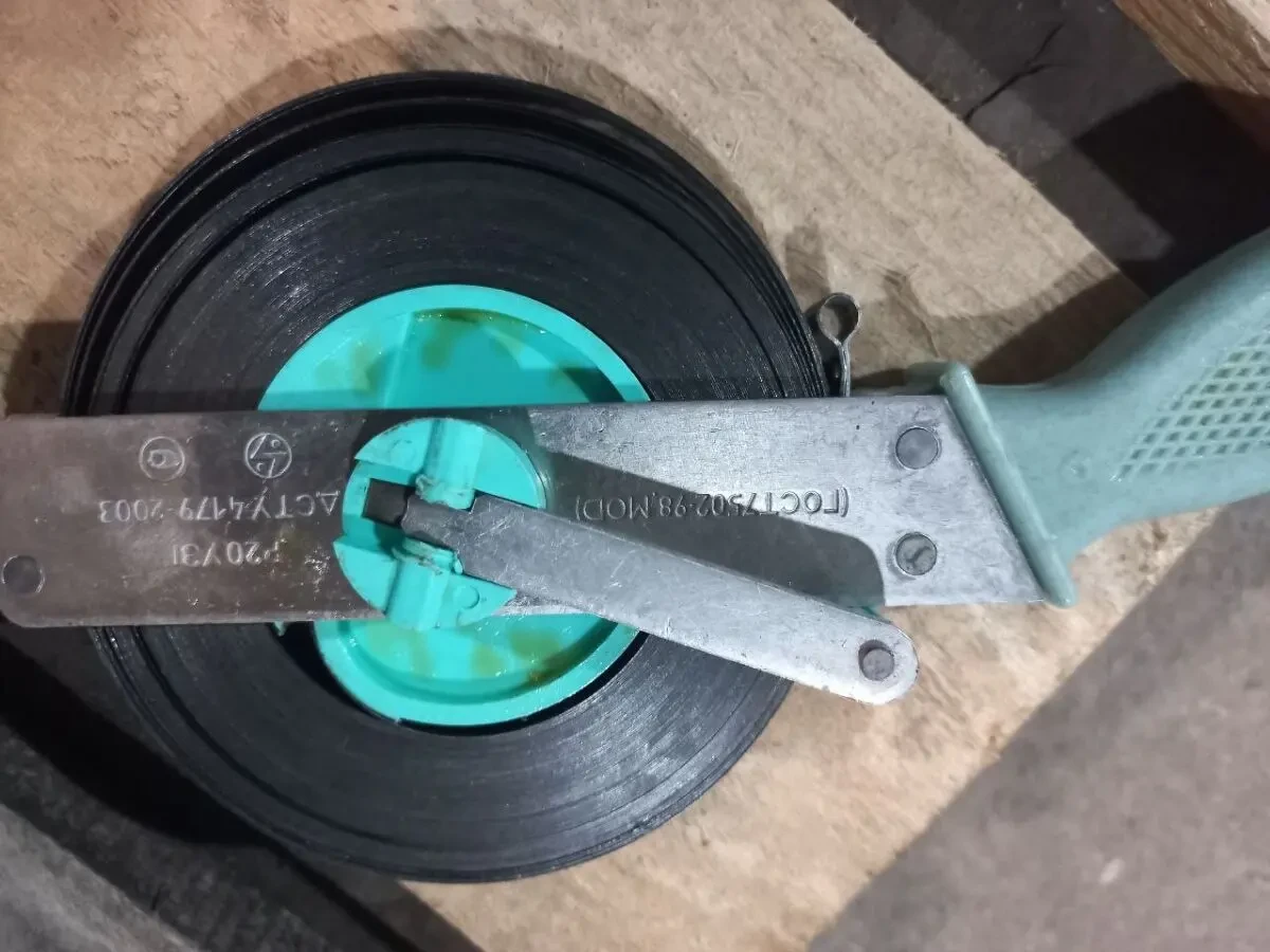 Рулетка с лотом Р-20УЗГ (20м) 2