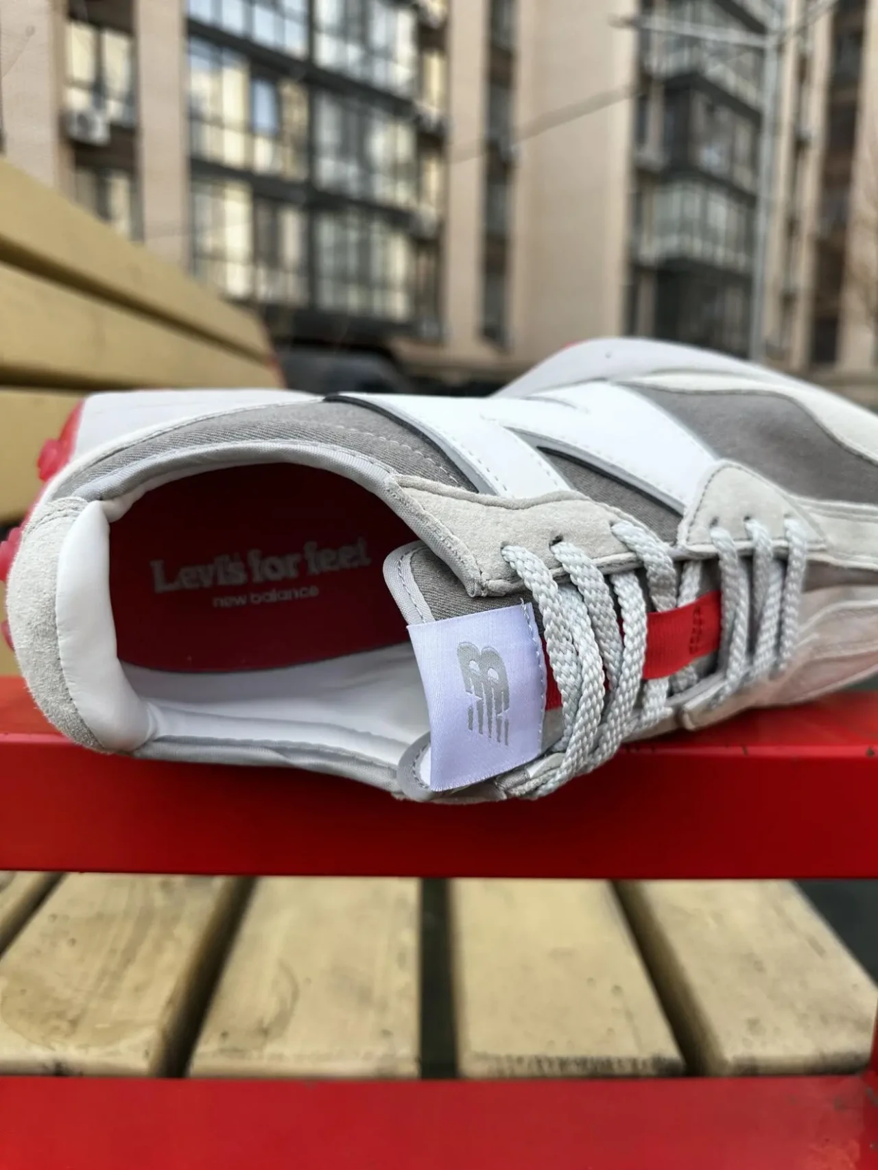 Кросівки New Balance 327 4