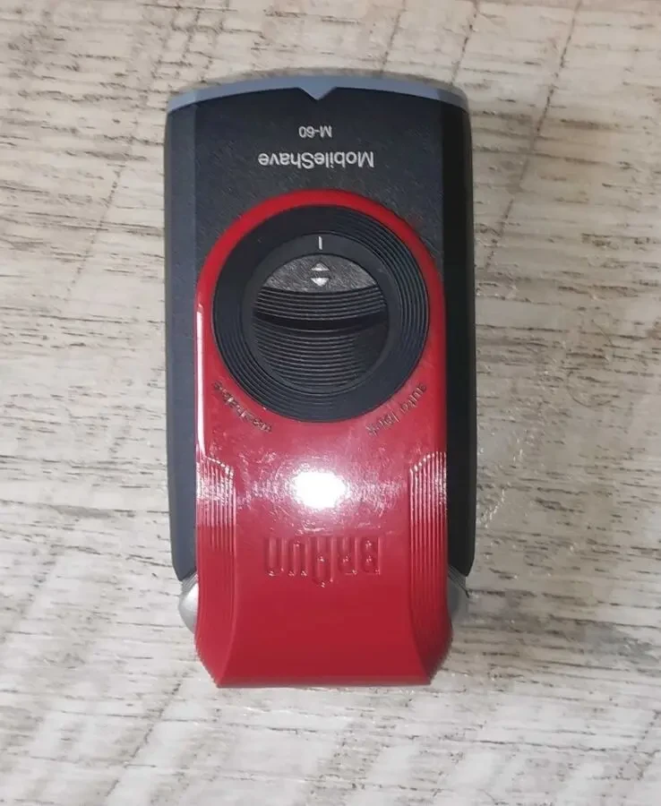 Бритва дорожная Braun M-60R на батарейках 2