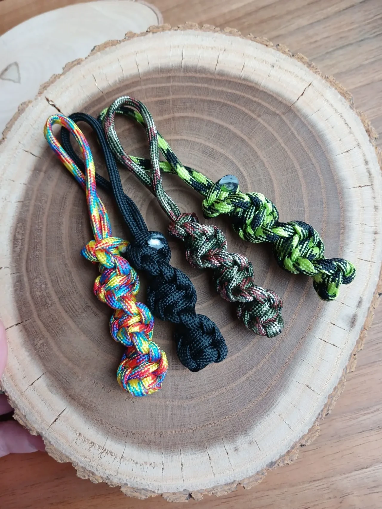 Темляк із паракорда 5