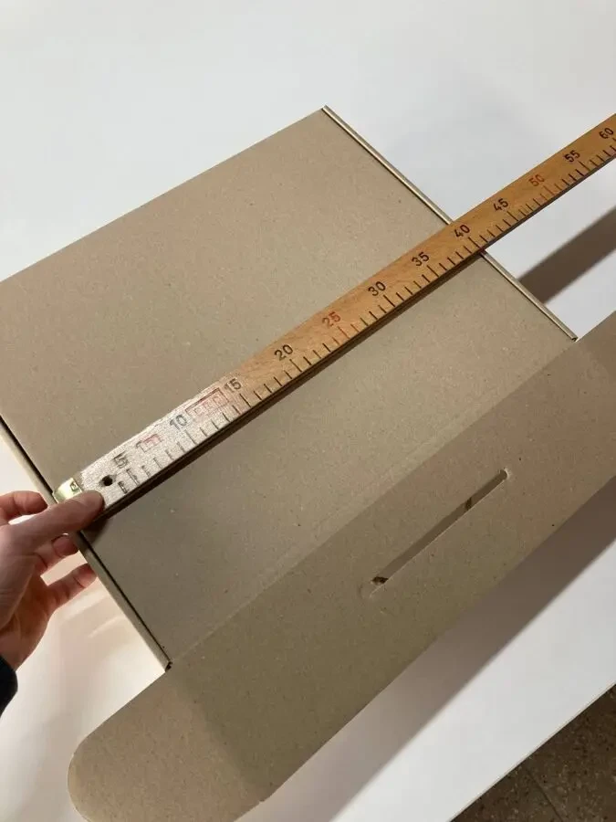 Коробка картонна самозбірна з ручкою 40/33/10 та 40/33/16 велика 4