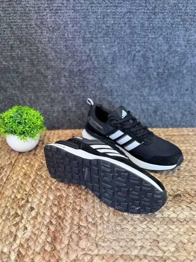 Кросівки Adidas Originals Black 4