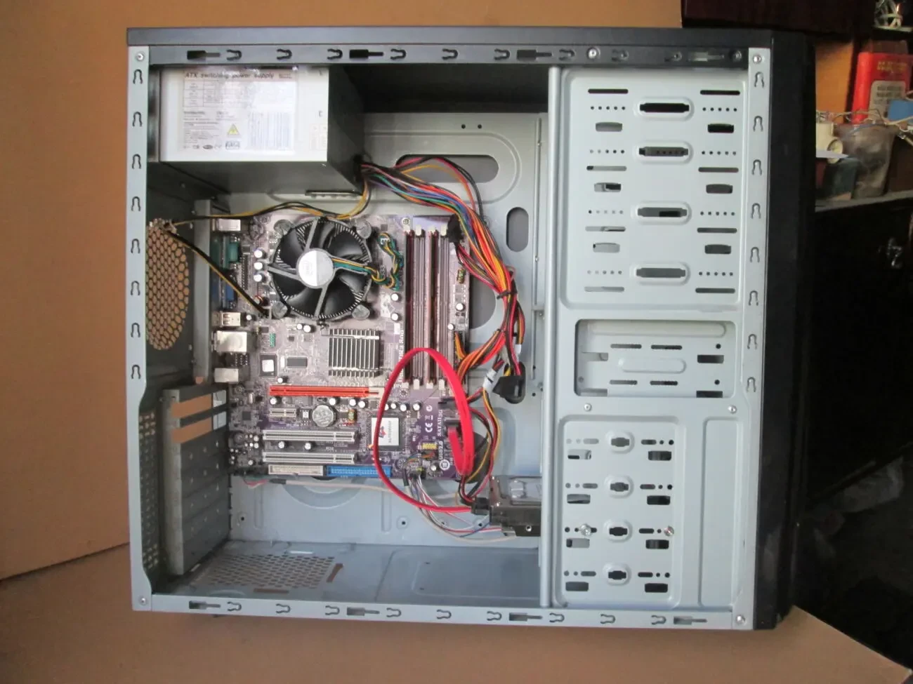 Систем блок Elitegroup G31T-M3 (Intel Pentium E2200/2.2 ГГц/RAM4Гб/250 5