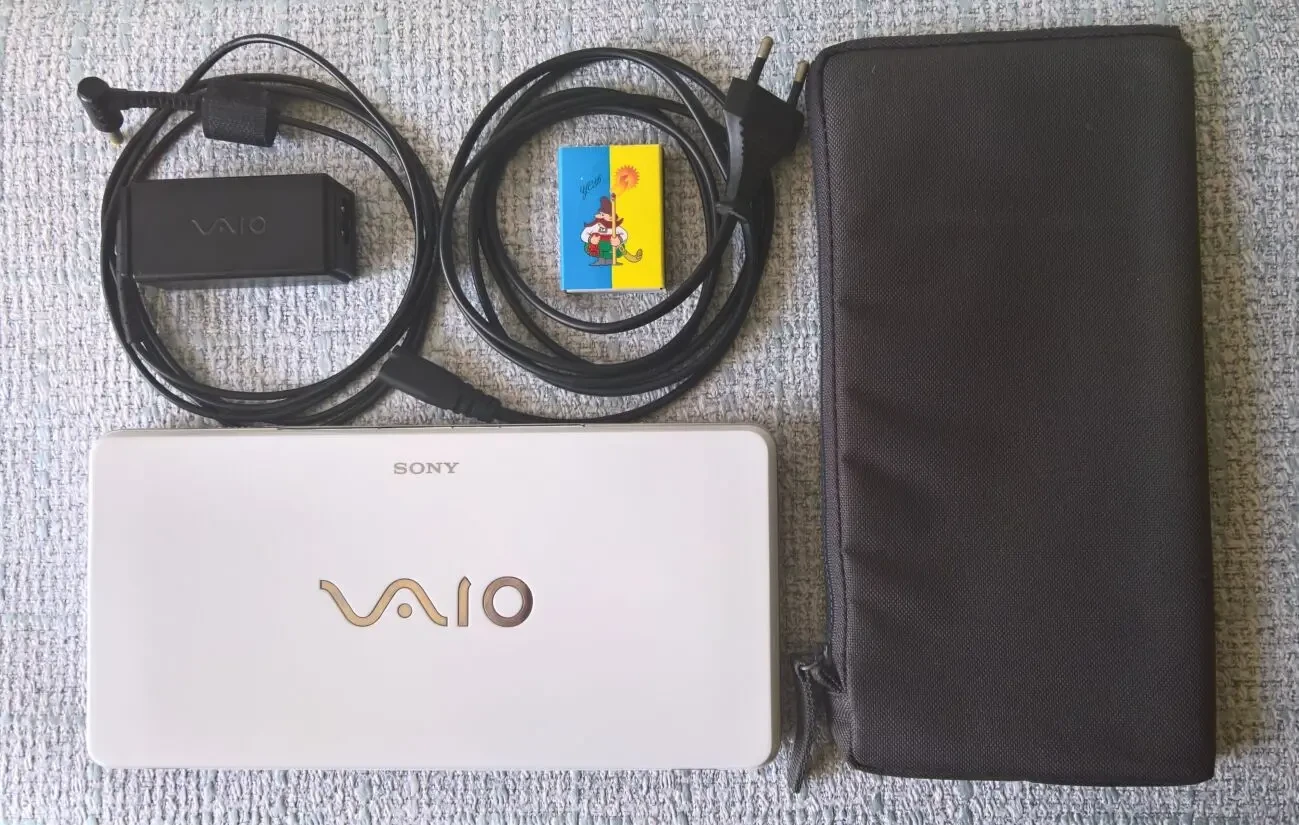 Sony Vaio VGN-P21Z 3