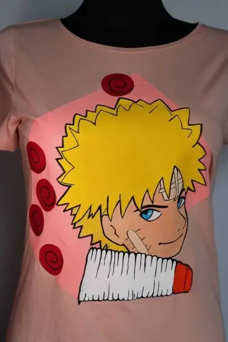 Футболка жіноча з ручним розписом Наруто