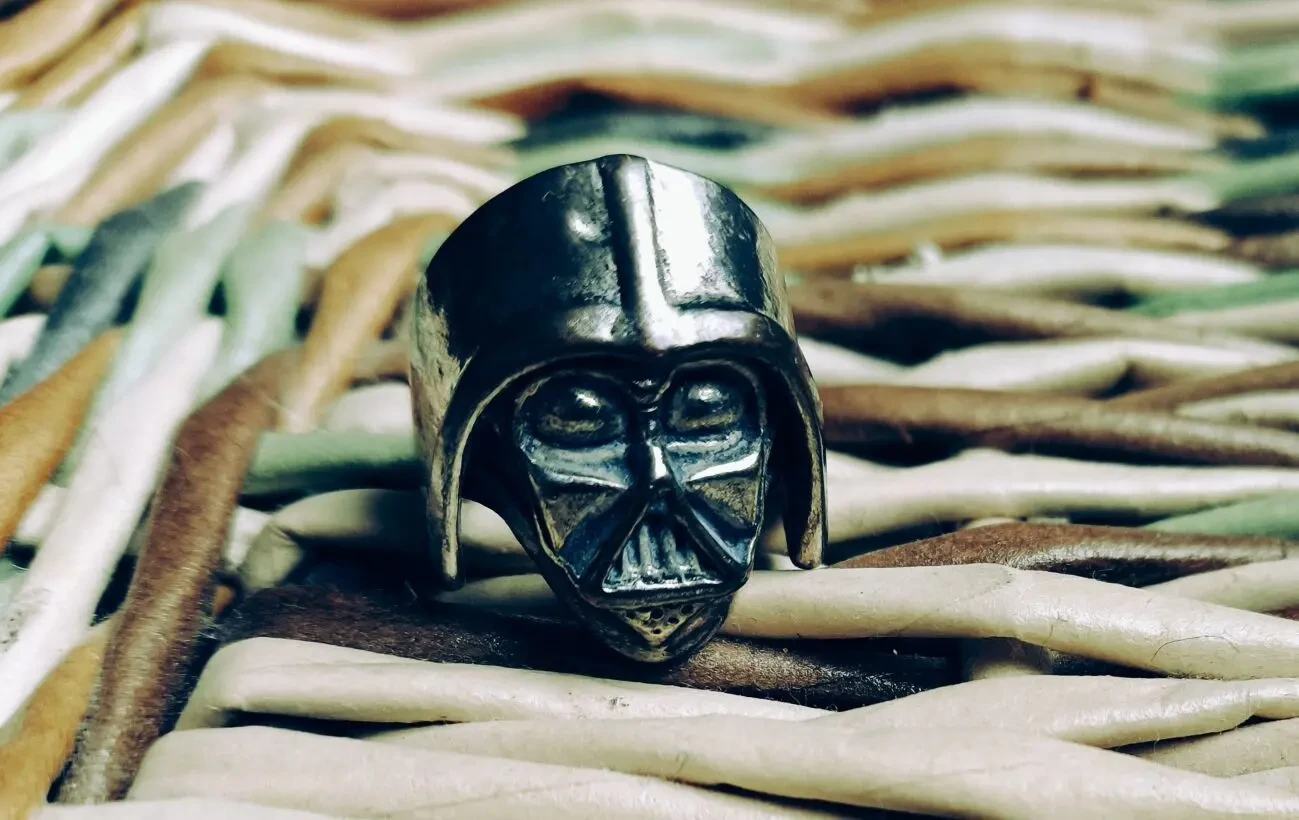 Кольцо Дарт Вейдер байкерское из нержавеющего сплава 2