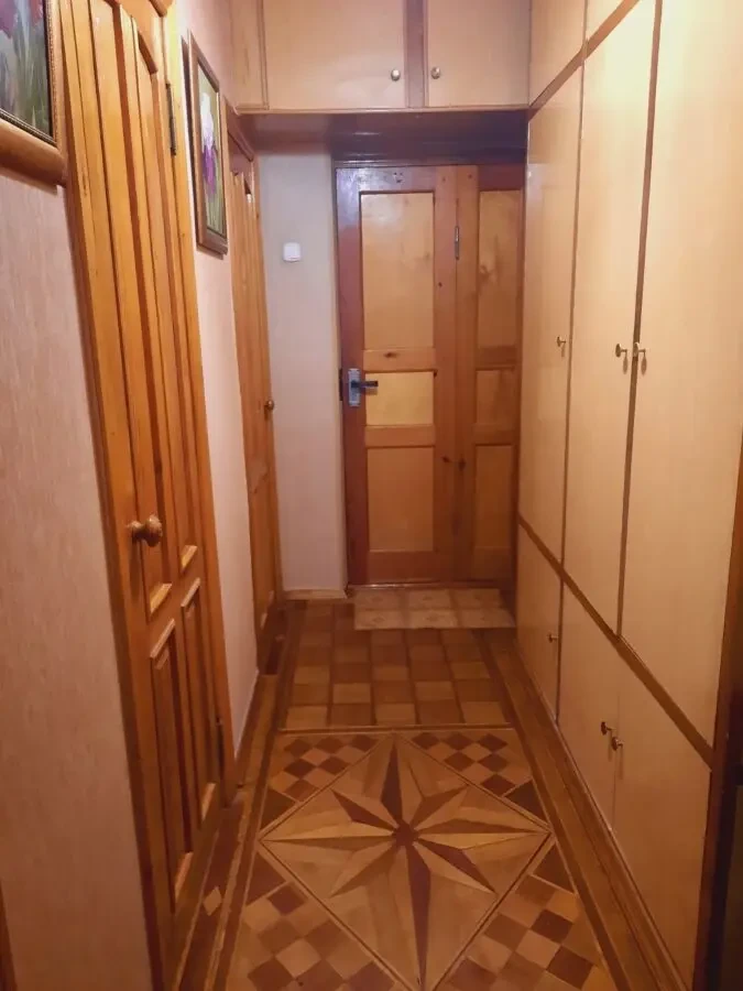 Продам 1 к.кв проспект Аэрокосмический 2