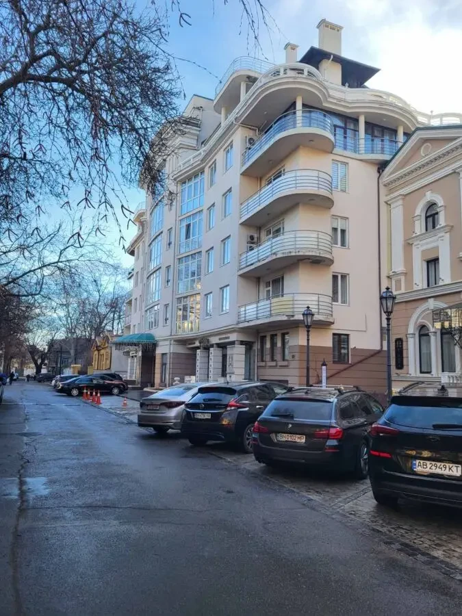 Здам 2кв, VIP 100кв.м., Француз.бул./ Затишна 9