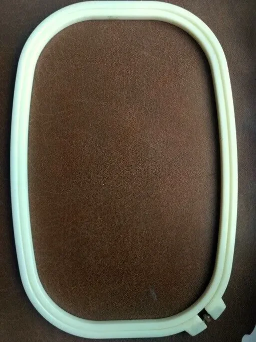 Пяльца нові П'яльця овальні 22х32.5см 4