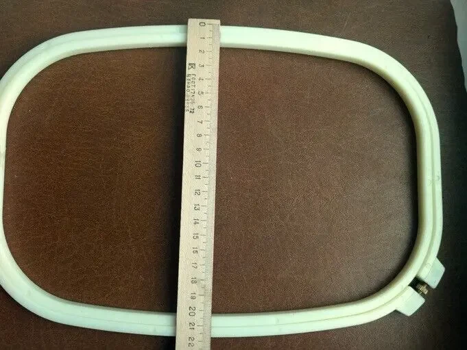 Пяльца нові П'яльця овальні 22х32.5см 7